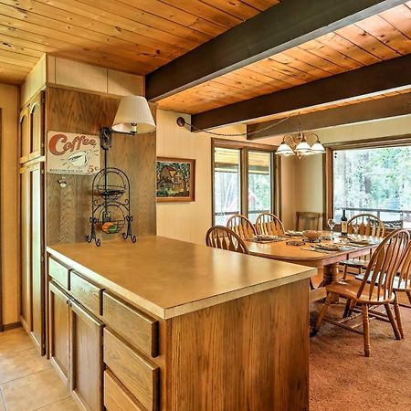 Riverside Winthrop Chalet With Hot Tub And 2 Decks! Exteriör bild