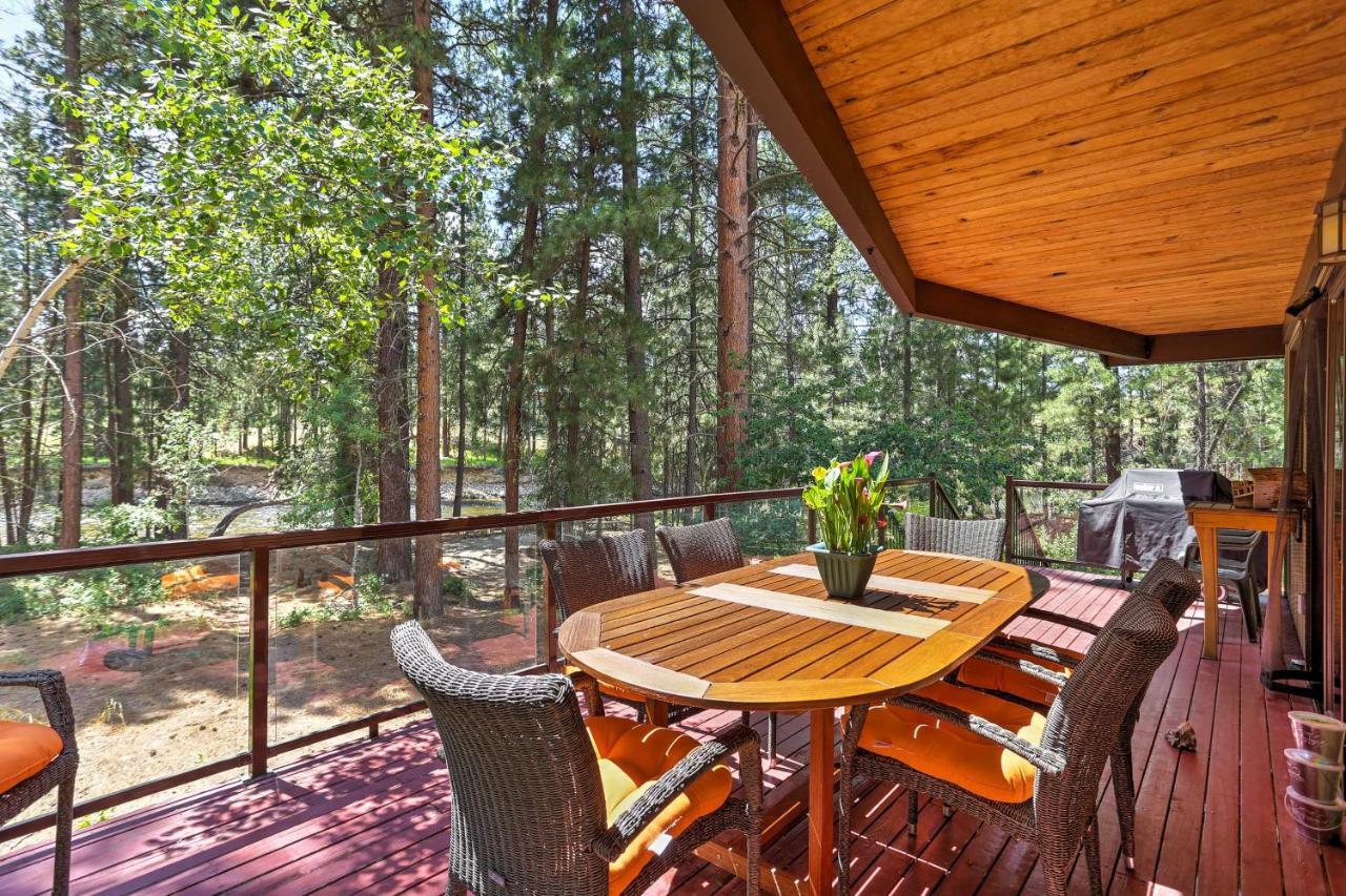 Riverside Winthrop Chalet With Hot Tub And 2 Decks! Exteriör bild